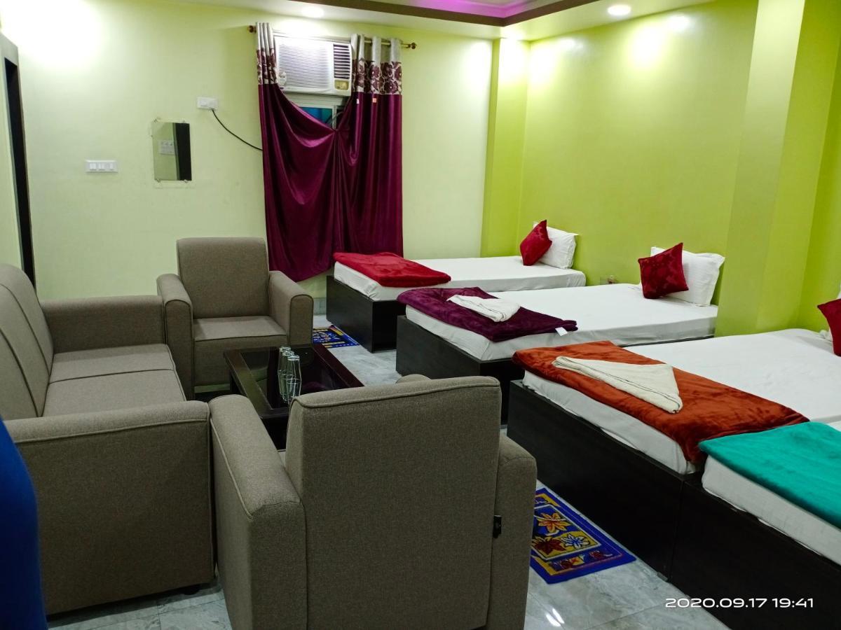 Hotel Sunaina International Gaya Exteriér fotografie